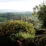 Casa Ginevra-2 Suite Con Giardino Privato-Crete Senesi-Tuscany Villa *