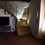 Casa Ginevra-2 Suite Con Giardino Privato-Crete Senesi-Tuscany