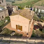Villa Casa Ginevra-2 Con Giardino Privato-crete Senesi-tuscany *