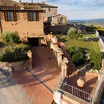 Casa Ginevra-2 Con Giardino Privato-crete Senesi-tuscany Villa *