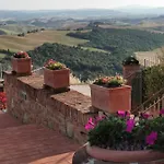 Casa Ginevra-2 Suite Con Giardino Privato-Crete Senesi-Tuscany *