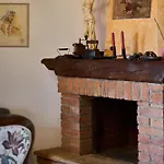 Villa Casa Ginevra-2 Con Giardino Privato-crete Senesi-tuscany