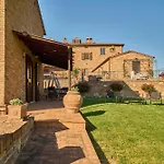 Casa Ginevra-2 Con Giardino Privato-crete Senesi-tuscany *