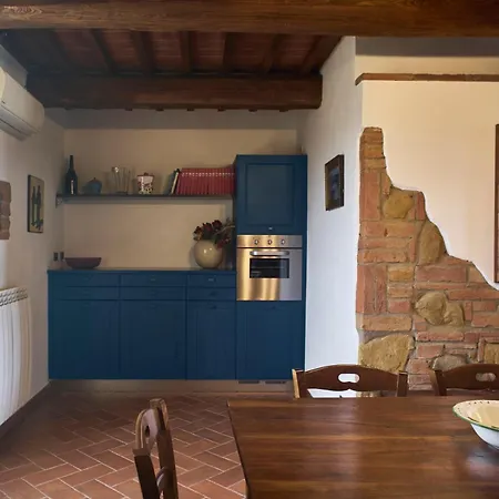 Casa Ginevra-2 Suite Con Giardino Privato-Crete Senesi-Tuscany Villa