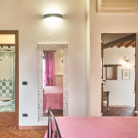 Casa Ginevra-2 Con Giardino Privato-crete Senesi-tuscany