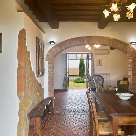 Casa Ginevra-2 Con Giardino Privato-crete Senesi-tuscany Villa