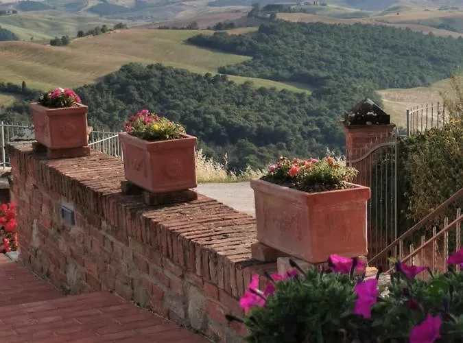 Ginevra-villa Indipendente-crete Senesi-tuscany *