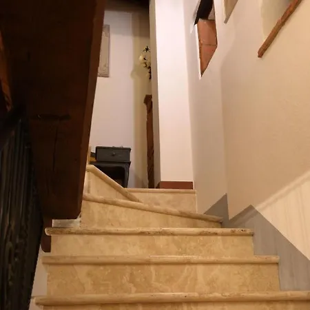 Ginevra-villa Indipendente-crete Senesi-tuscany ヴィラ